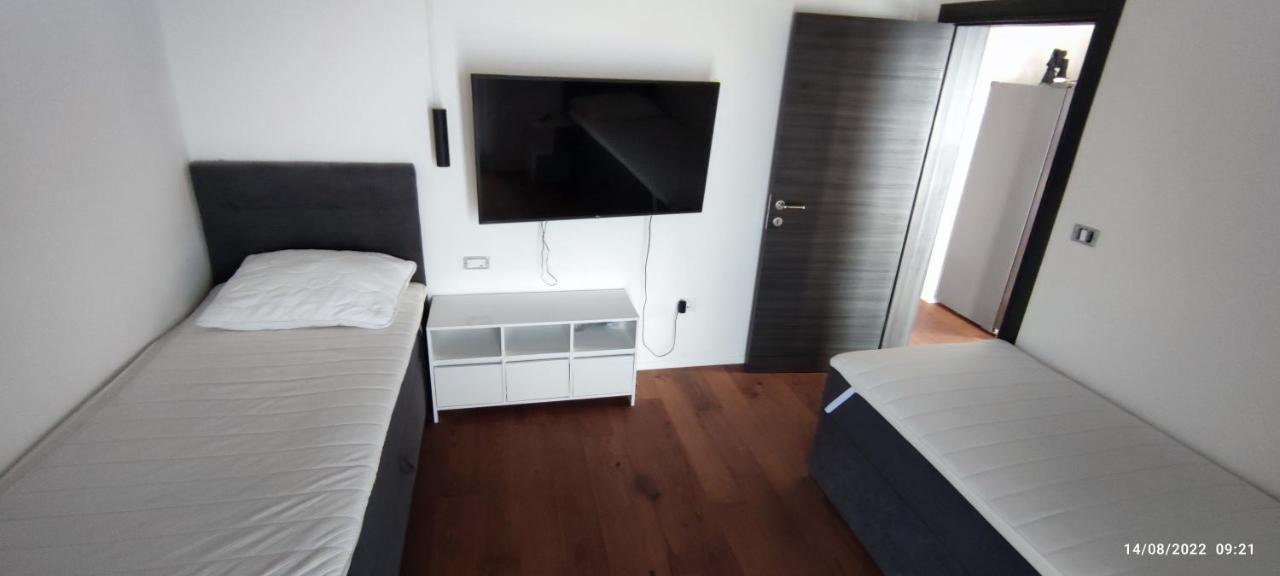 Rift Luxury Apartments Marusici  Ngoại thất bức ảnh